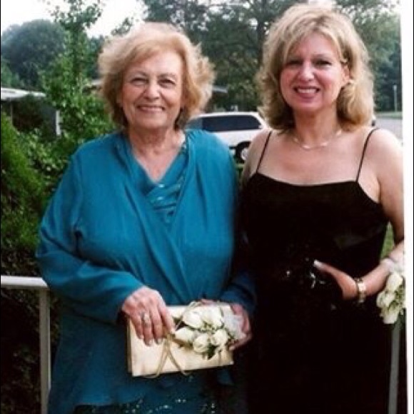 Welcome! I'm Tori - Picture 4 of 8